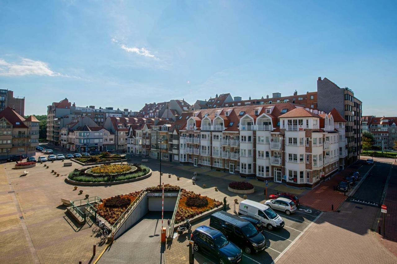 Duplex Apartment With Terrace - Next To The Beach Knokke-Heist Exterior foto